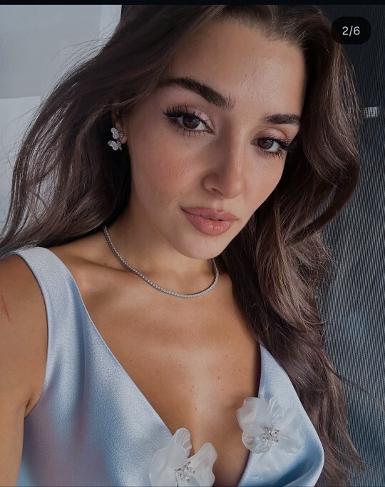 Hande erçel memleketin en güzel kızı mı?