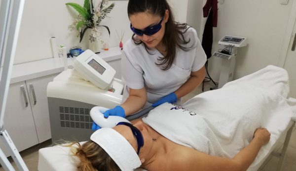 Lazer epilasyon nasıl yapılır?