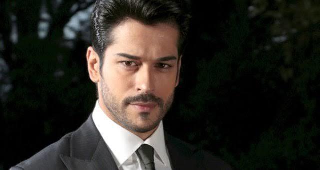 Burak Özçivit Alevi mi yoksa Sunni mi? Burak Özçivit nereli?