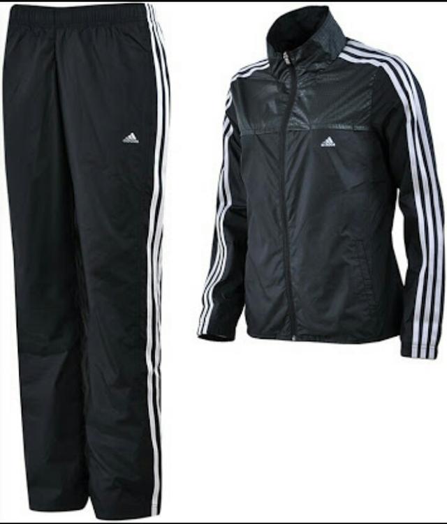 Adidas Eşofman Takımı?