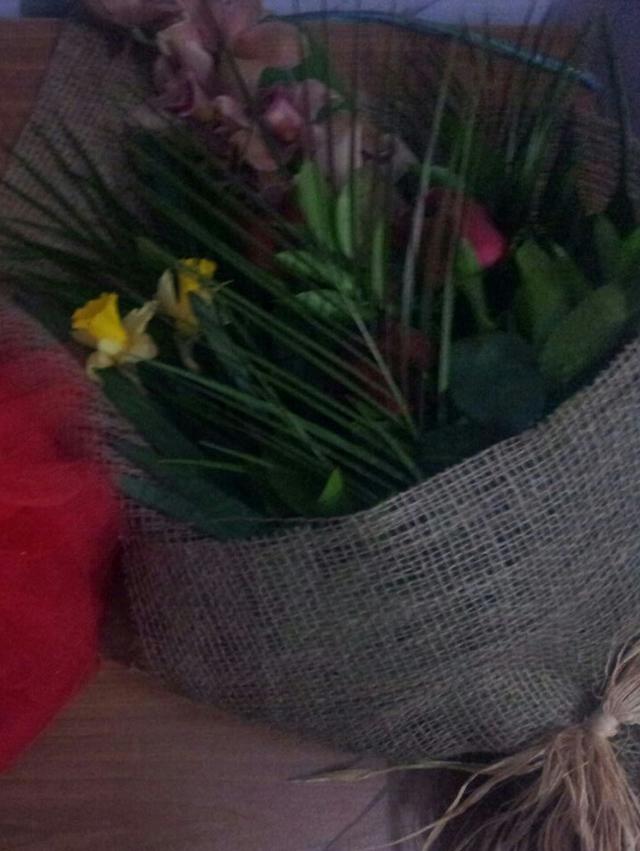 Çiçeklerden anlayan  bir  baksın ya :D +1 ?