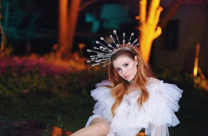 kızda adet olur