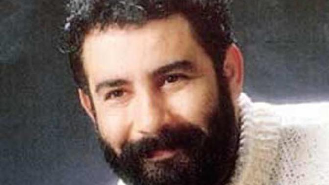 Sizce Ahmet Kaya düsmanlari gizli gizli Ahmet Kayayi dinliyor mudur :) ?