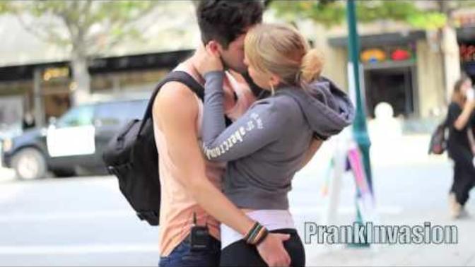 '' PRANK INVASION '' u çeken adam hangi ülkeli?