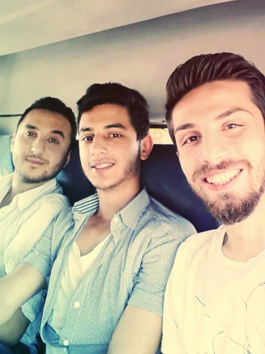 Hangimiz daha yakışıklı ?
