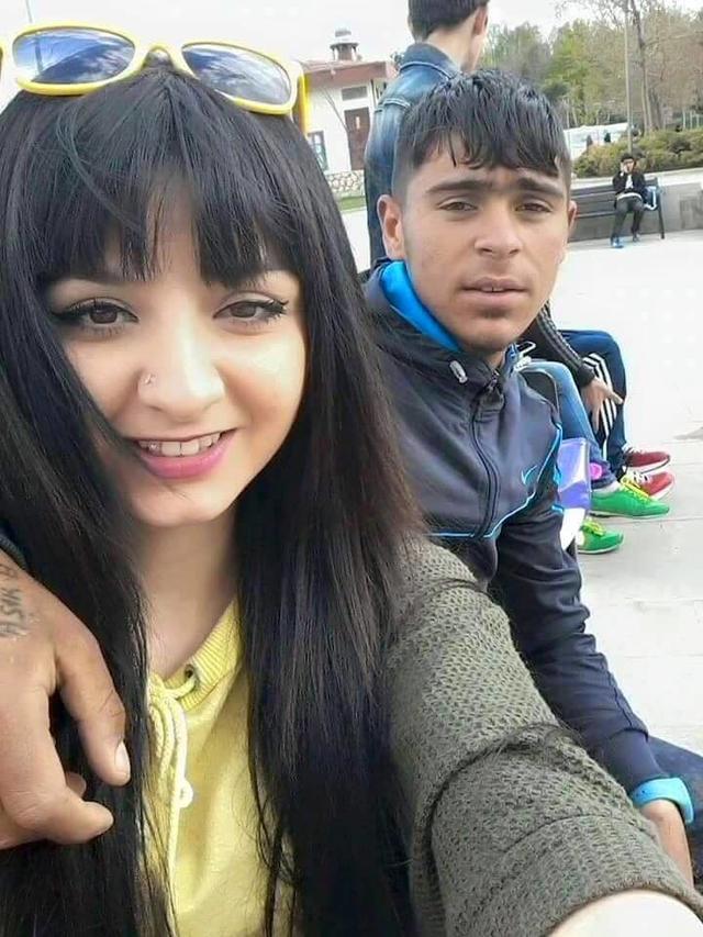 Bu fotoğraf hakkında verilebilecek en güzel cevap sizce hangisi olur?
