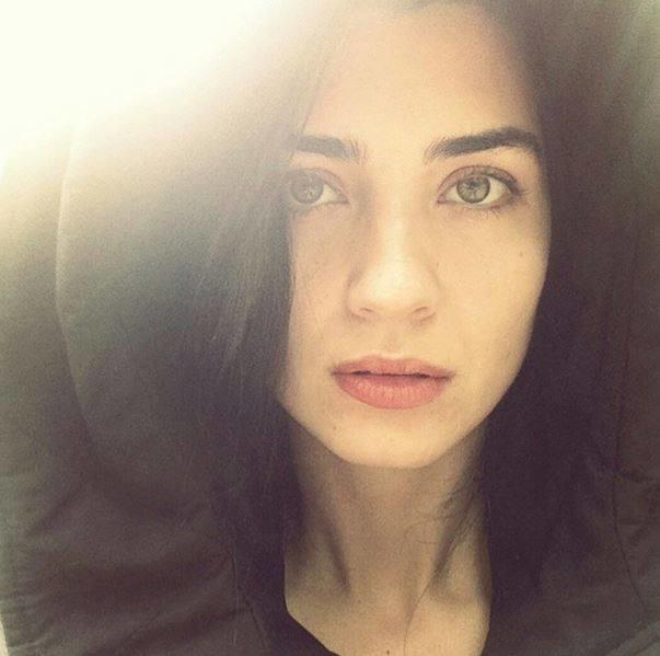Fahriye Evcen mi? Tuba Büyüküstün mü?