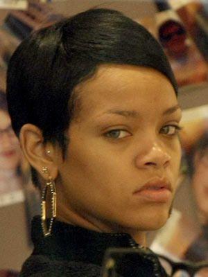 Rihanna'nın nesini güzel buluyorsunuz?