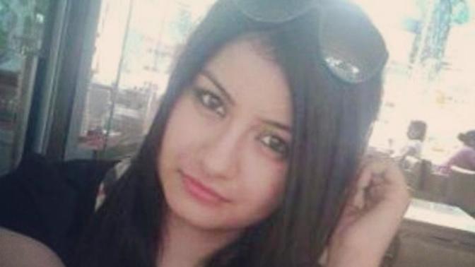 Bu kız güzel mi sizce?