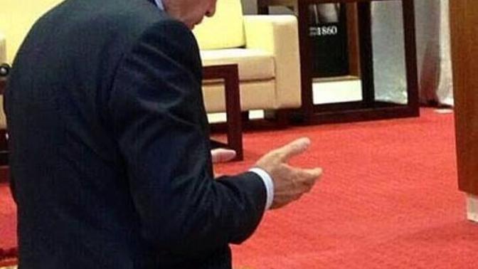 Namaz kılarken fotoğraf çekillip internete koyanlar hakkında düşünceniz nedir? ("Soruyu açmadan" düşünün ve objektif bir şekilde düşüncenizi yazın) ?