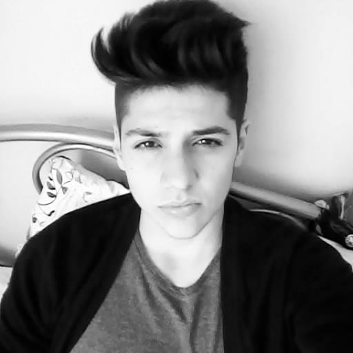 Burak Özçivit abimiz ve saçı :D?