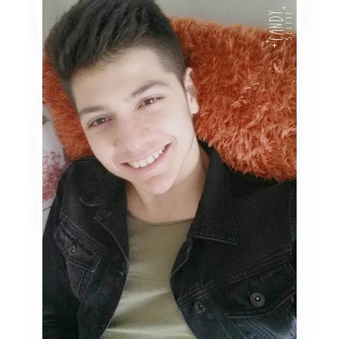 Burak Özçivit abimiz ve saçı :D?