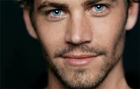 Bu adam çok yakışıklı degil mi(Paul Walker)?