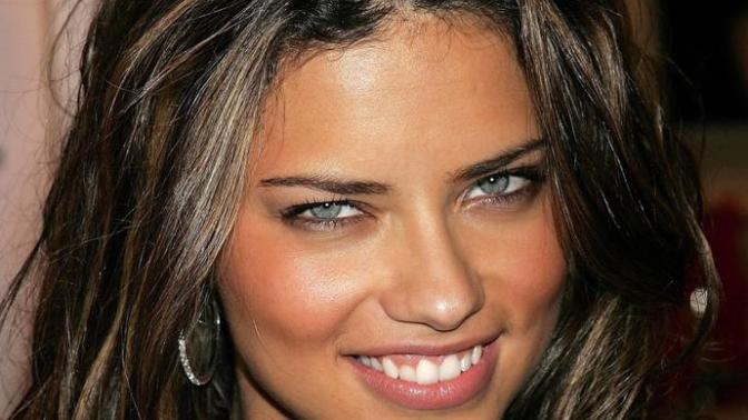 Adriana lima mı miranda kerr mi daha güzel?
