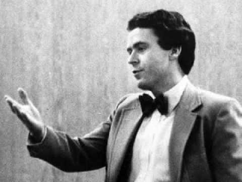 Ted Bundy hakkında ne düşünüyorsunuz?