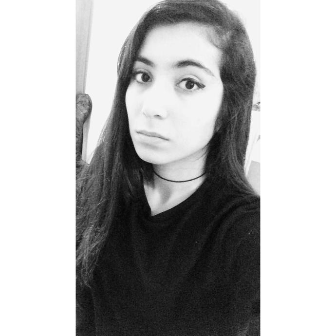 Sizce hangisine benziyorum her cevaplayana +1 ve eig :)?