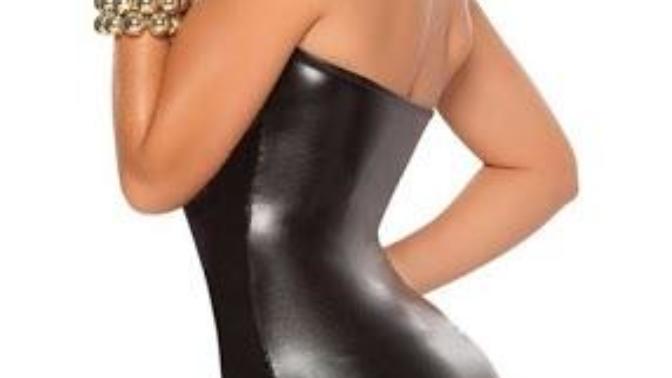 Kızlar, Latex elbise sever msiniz?