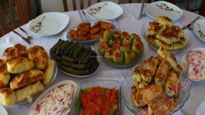 Güzel yemek yaparım diyen varmı?