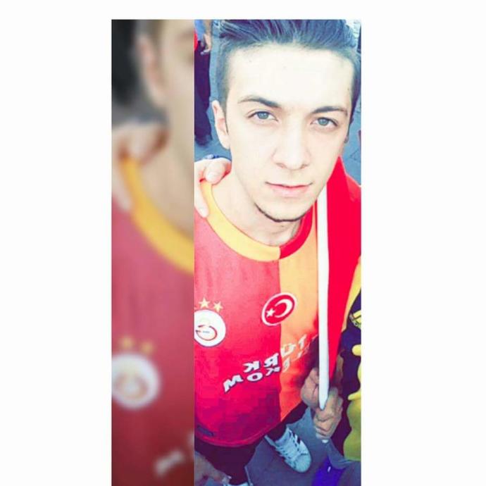😱😱😱😍😍😍😍😘 Mavi ve yeşil gözlü erkekler neden bu kadar tatlıııı 😱😱😱😍😍😍😍😘 ?