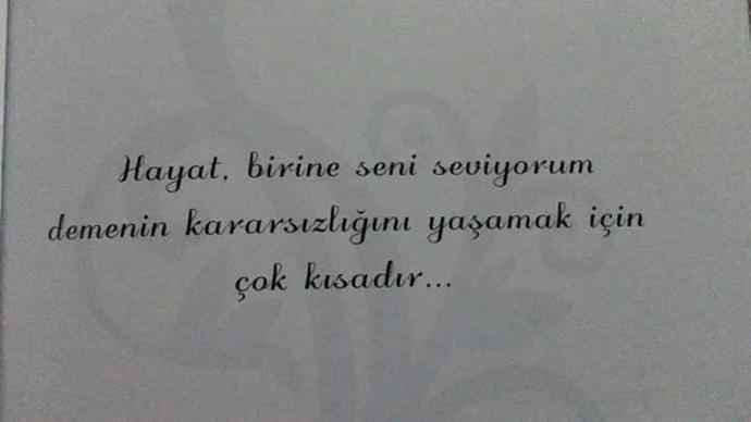 Aşka kapılarını kapatan var mı,ve dağ gibi sözünün arkasında duran?