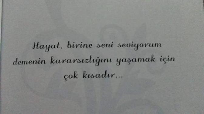Aşka kapılarını kapatan var mı, ve dağ gibi sözünün arkasında duran?