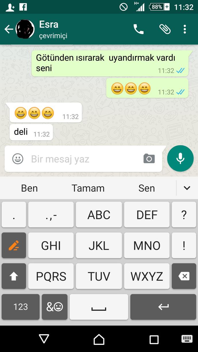 ben sevgilimle böyleyim . böyleyiz :D ya siz ?