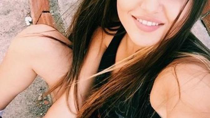 Güneşin kızları dizisi. Hande Erçel güzel mi sizce?