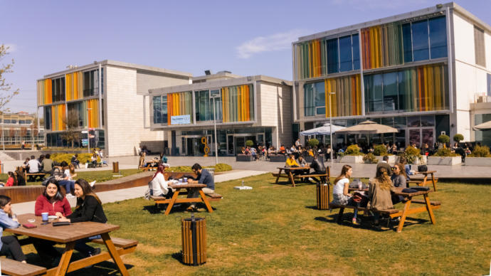 Özyeğin Üniversitesi kampüsü