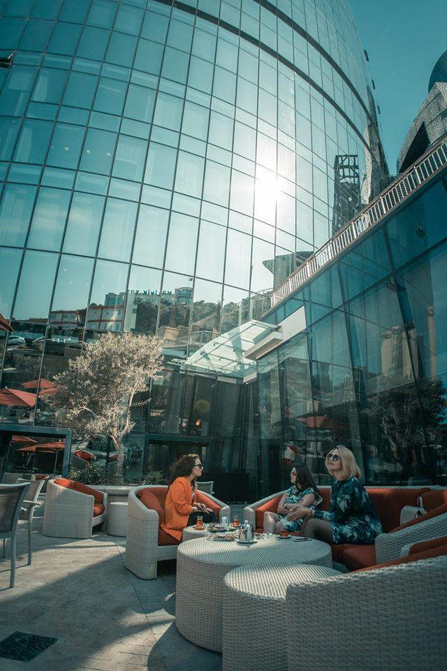 Baku mu İstanbul mu?