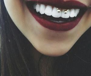 Smiley piercing sizce arkadaşlar :) ?