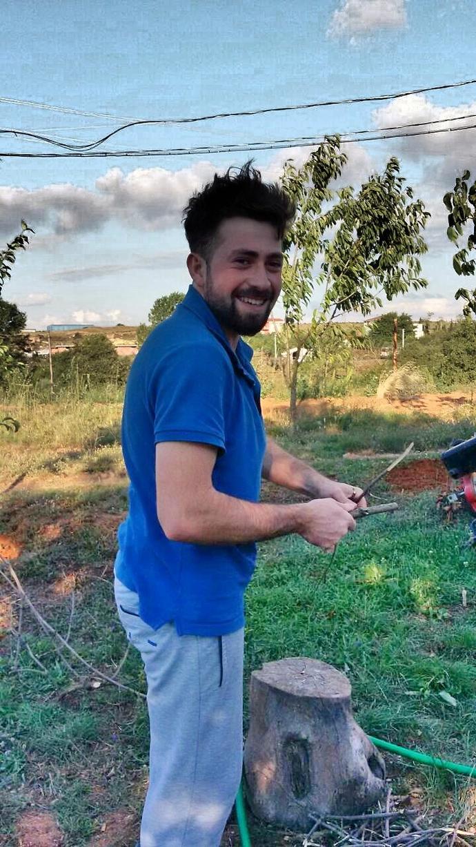 Beyler saçlarım inmiyor napmalıyım?