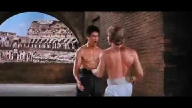 Bruce Lee vs Chuck Norris Hangisi?