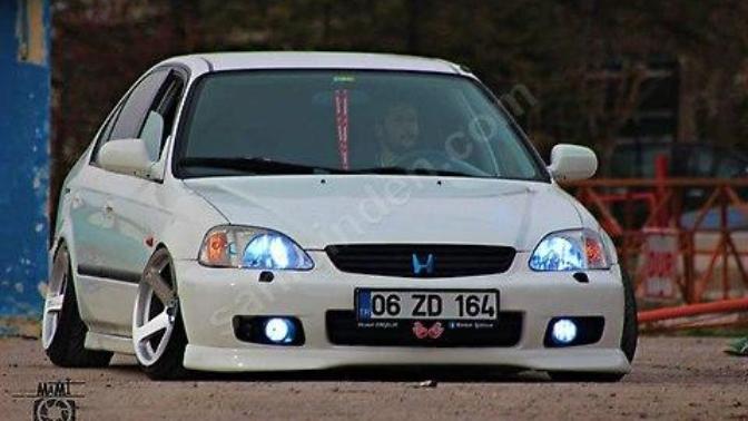 Arkadaşlar Honda Cıvıc almayı dusunuyorum sızce kızların ılgısını cekermıyım?
