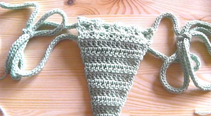 Hanımlar, iç çamaşırı olarak tanga mı slip mi tercih ediyorsunuz?