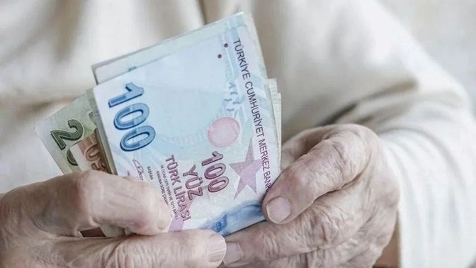 Halkbank maaşlar ne zaman yatar?