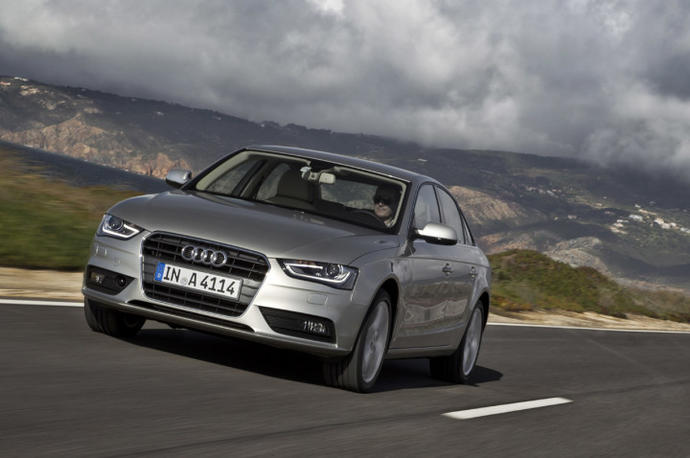 Mercedes c 180 mi bmw 3.20i ed mi audi audi a4 1.8 tfs mi? Seçeceginiz arabayı tercih etme sebebinizide yazın. ?