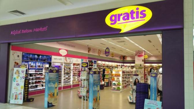 Gratis bayramda açık mı?