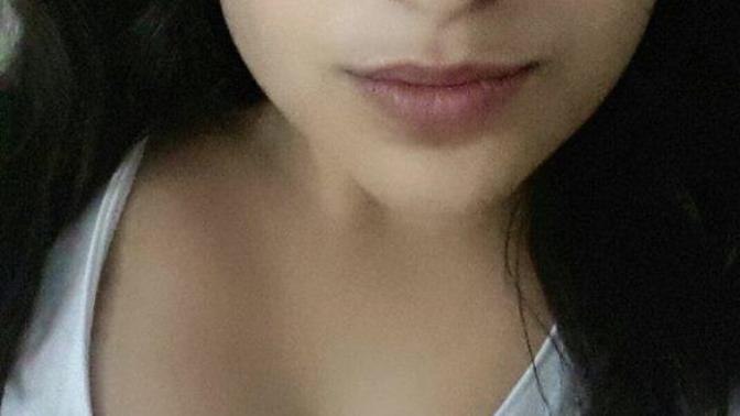 Benden 17 yaş büyük aşık olduğum kişi ve ben ama hiç göstermiyor bence sizce durum nedir?