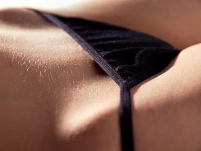 Bikini giydiğinizde bu goruntu olusuyomu ve seviyo musunuz? (Bikini bridge ) adi arkadaslar?