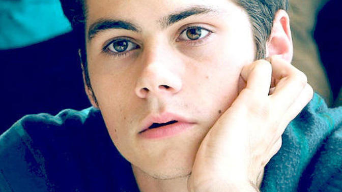 Dylan O'Brien gay mi?