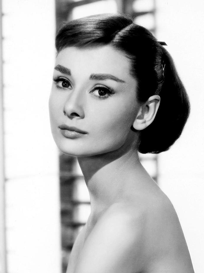 Audrey hepburn güzel mi?