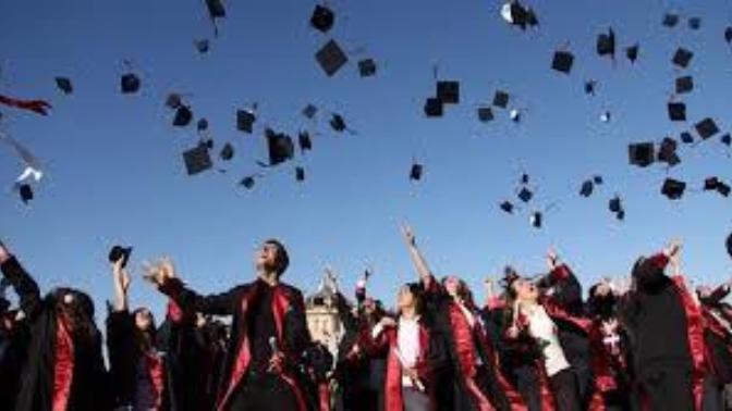 Universite okunur mu ortami felan?