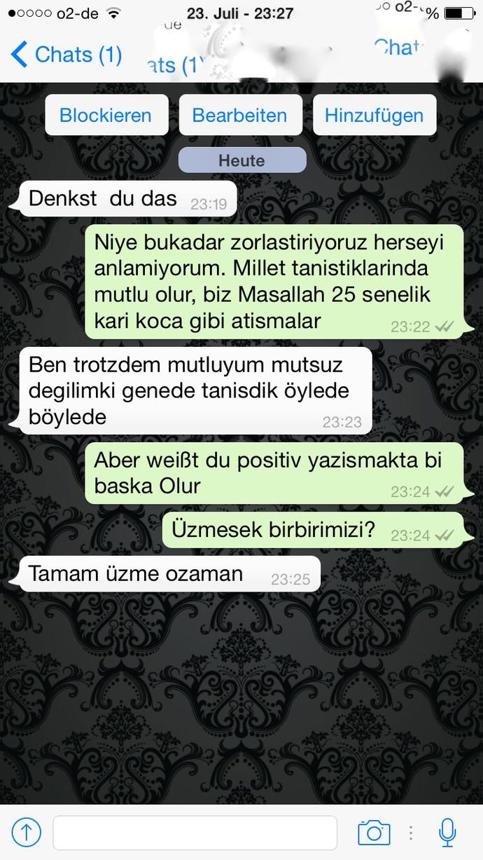 Hem beni üzüyor hemde üzme diyor?
