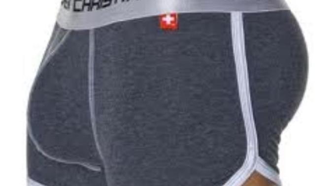 İç giyimde erkek markası olarak andrew christian hakkında?