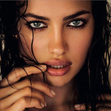 Irina Shayk Sizce Güzel Mi?