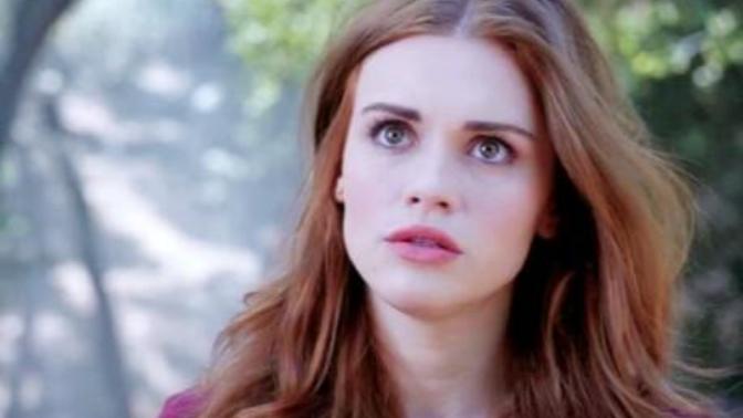 Holland Roden mi Crystal Reed mi?