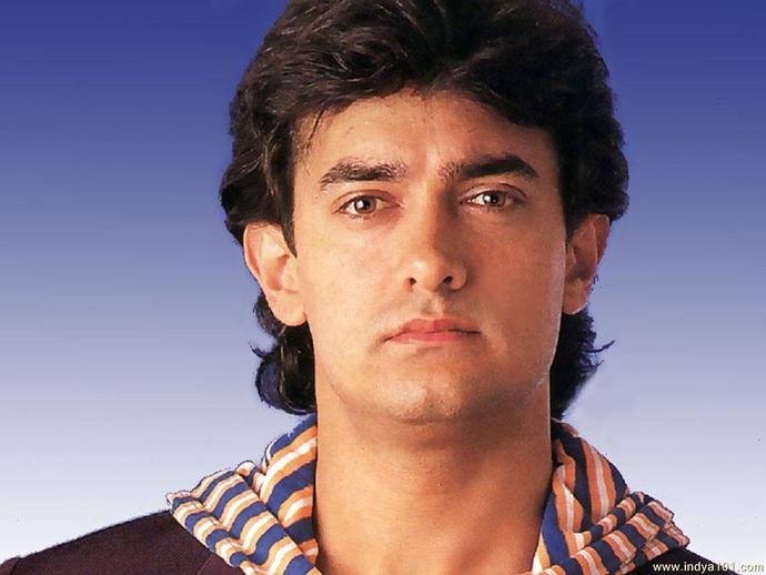 Aamir Khan Mı? Shahrukh Khan MI? Daha Başarılı?
