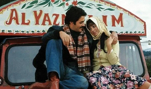 Gelmiş geçmiş en iyi Yeşilçam filmi hangisi ?