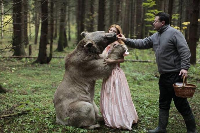(1) Bu Kareler Gerçek mi? Yoksa Photoshop mu?