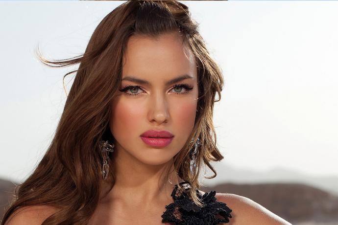 İrina shayk vs miranda kerr ?
